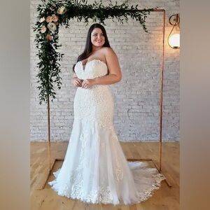 Stella York #7323 Size 20